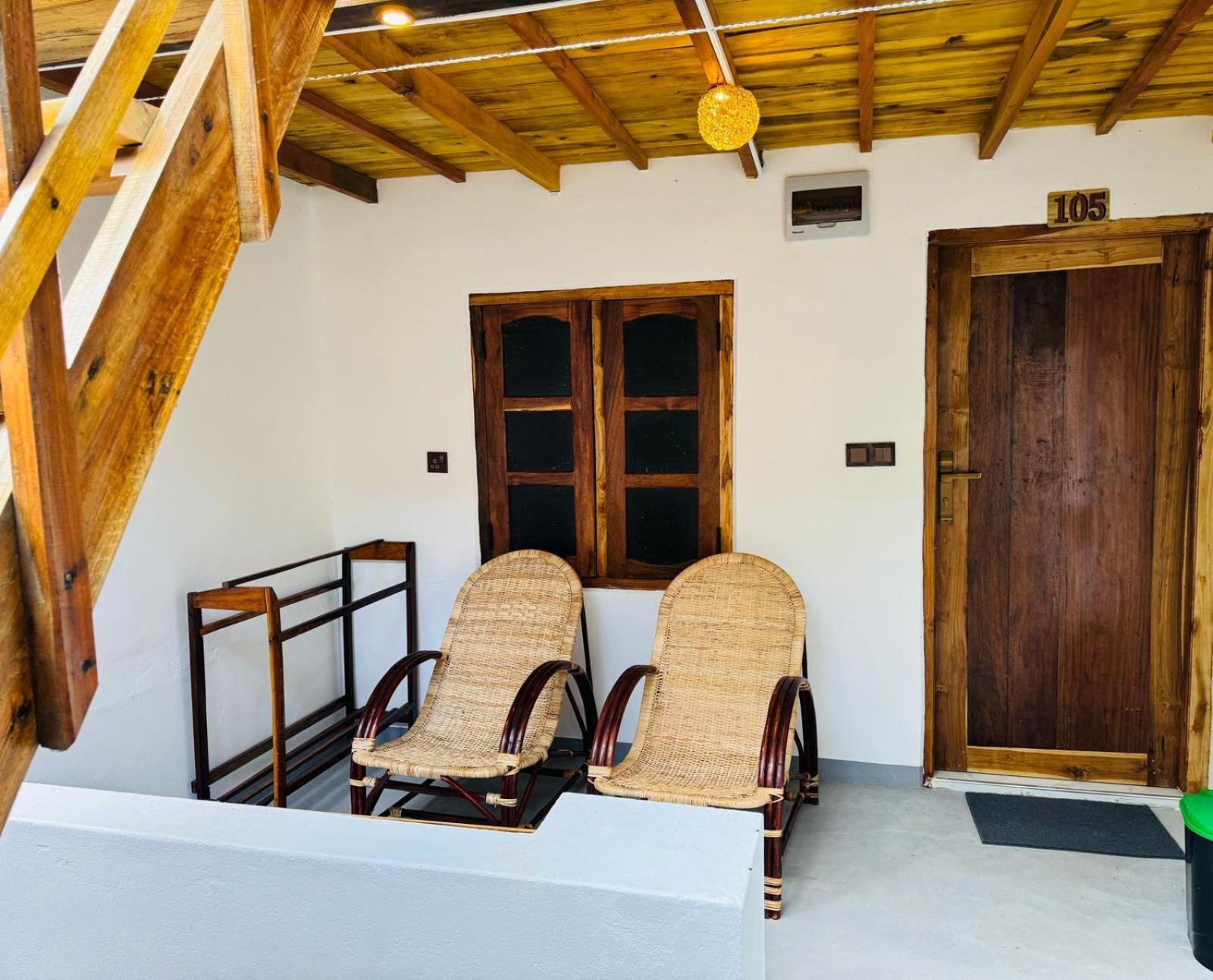 Beach Wave Hotel Arugam Bay Exterior foto